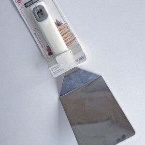 Espátula estándar angular acero inox larga mango plástico 26x9 cm